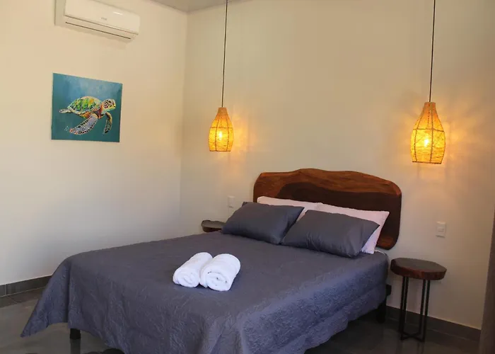 Hotel Huacas